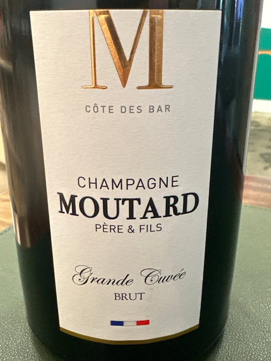 S Moutard Brut; Cote de Bar, Champagne